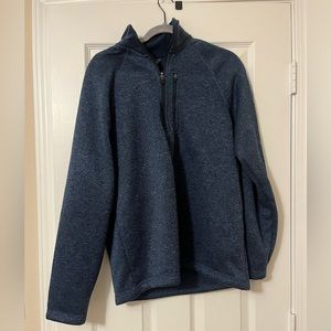 Eddie Bauer Pullover.